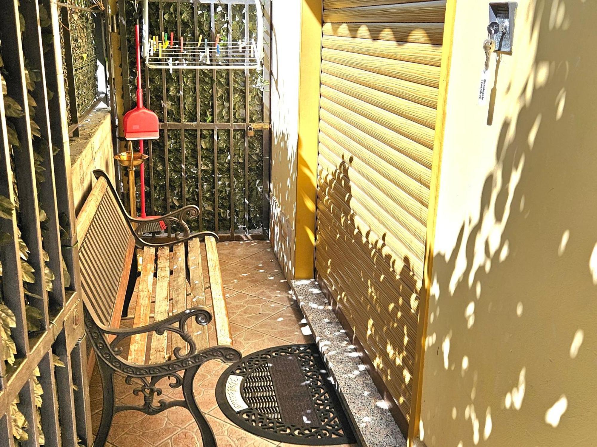 Apartament Tiziana Giardini-Naxos Zewnętrze zdjęcie