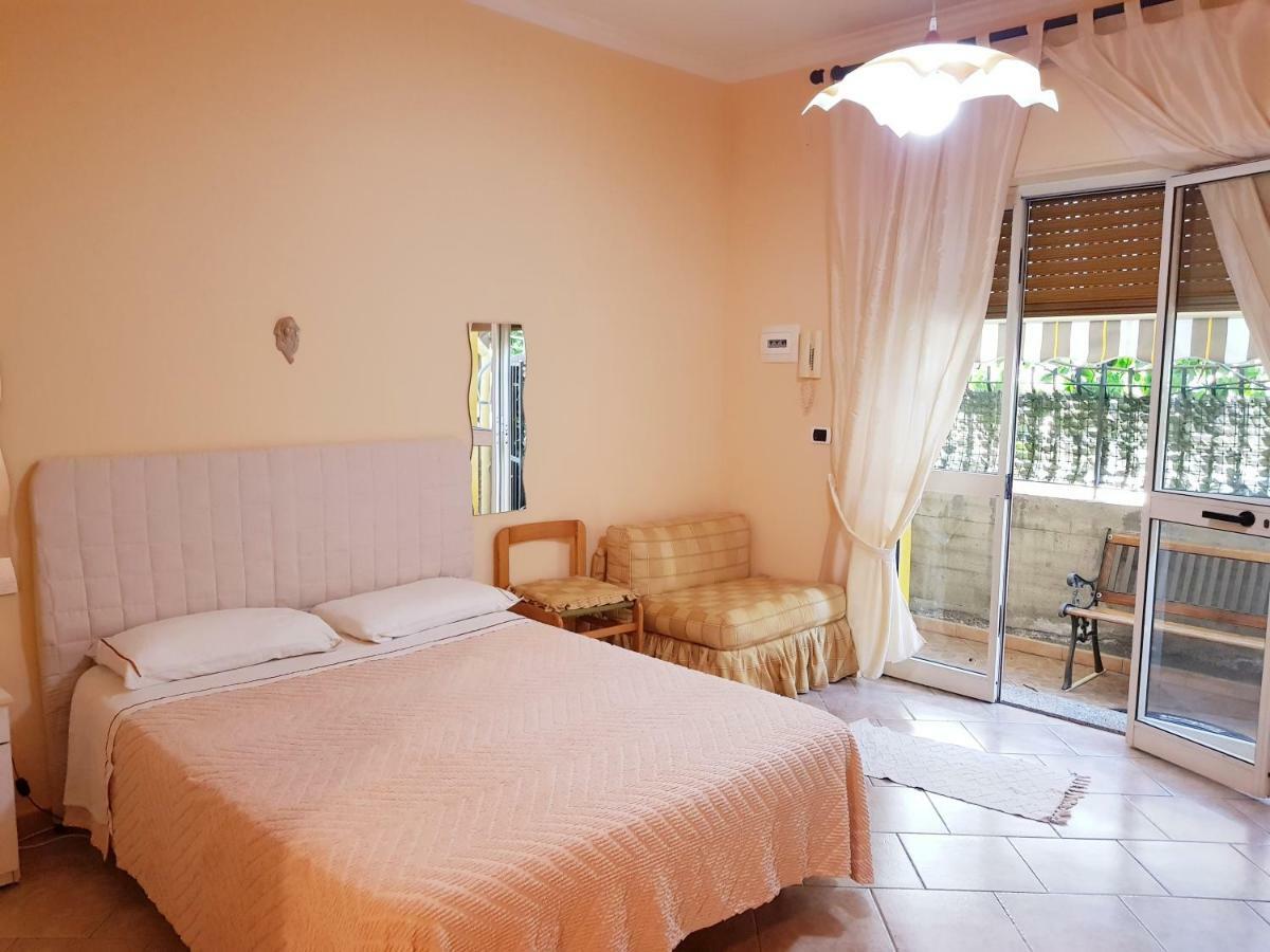 Apartament Tiziana Giardini-Naxos Zewnętrze zdjęcie